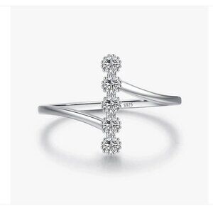 925 Sterling Silver Zircon Rings Geometric - Size 6.5 - Daily Wear - NEW!!